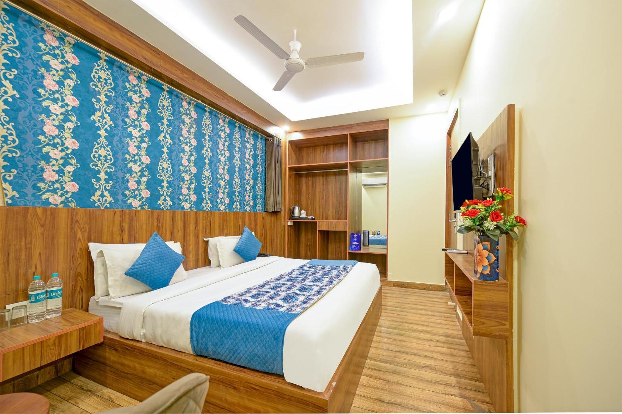 Rosewood Suites A Family Hotel Near Delhi Airport نيودلهي المظهر الخارجي الصورة